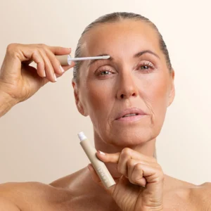 Alternative view of Sanzi Beauty Eyebrow Enhancing Serum med Sanzi Growth Complex™
